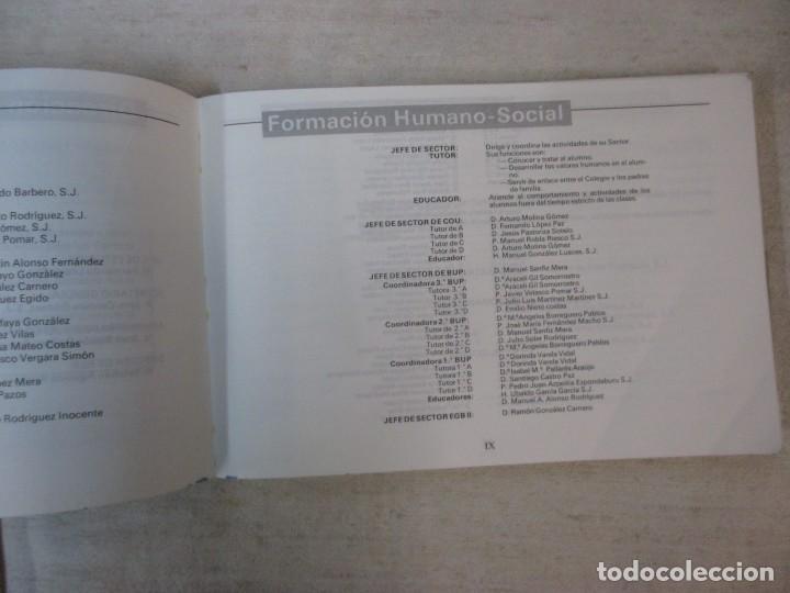 Libros de segunda mano: CATÁLOGO 1989/1990. COLEGIO APÓSTOL SANTIAGO - JESUITAS. VIGO ALUMNOS PROFERORES FOTOS ETC - Foto 2 - 241648685