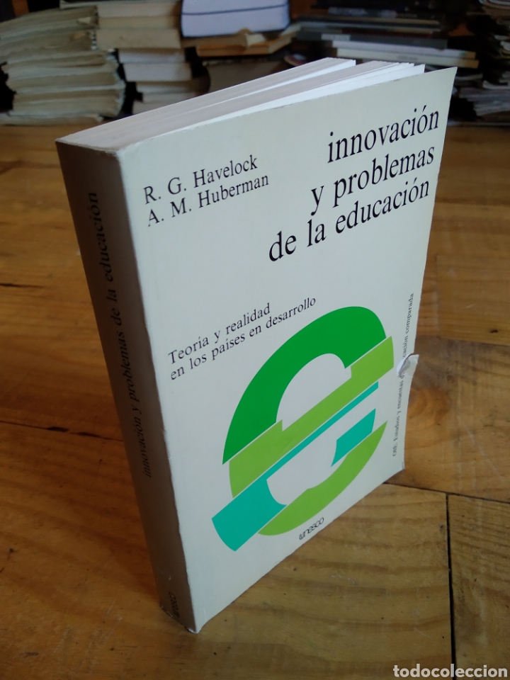 Libros de segunda mano: INNOVACION Y PROBLEMAS DE LA EDUCACI&Oacute;N - HAVELOCK HUBERMAN #1005