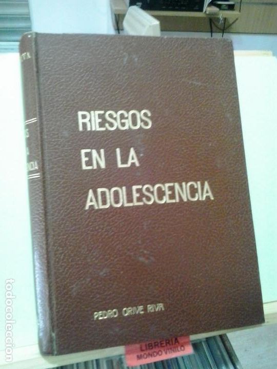 Libros de segunda mano: Riesgo en la adolescencia. Pedro Orive Riva - Foto 1
