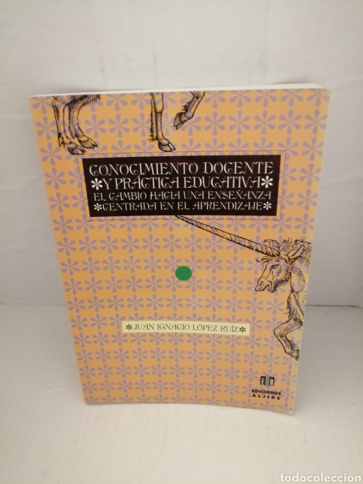 Libros de segunda mano: Conocimiento docente y pr&aacute;ctica educativa - Foto 1
