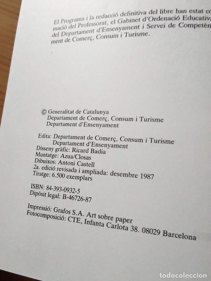 Libros de segunda mano: LEDUCACI&Oacute; PER AL CONSUM A LESCOLA. 1987 - Foto 2