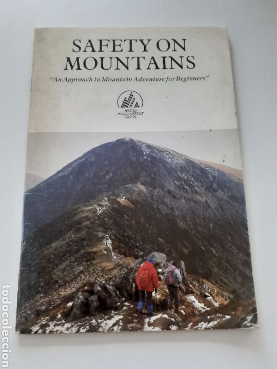Libros de segunda mano: Safety on mountains, ingl&eacute;s 1988 - Foto 1