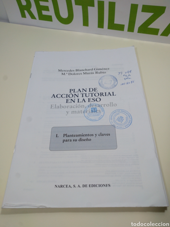 Libros de segunda mano: Plan de acci&oacute;n tutorial en la ESO. Elaboracion, desarrollo y materiales. Narcea. Ediciones - Foto 3