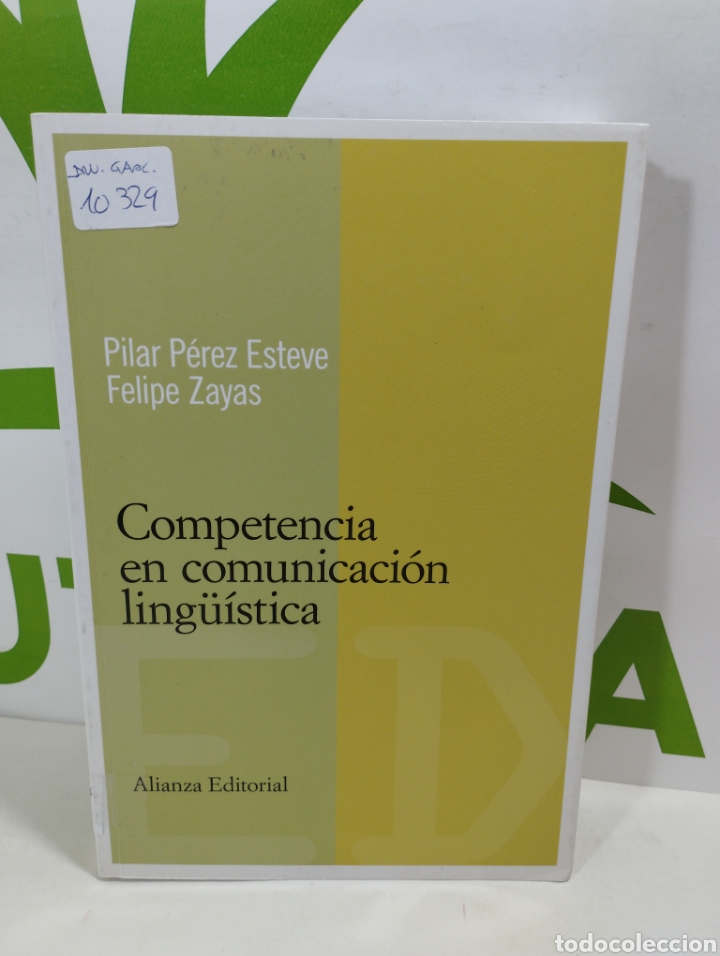 Libros de segunda mano: Competencia en comunicaci&oacute;n ling&uuml;&iacute;stica alianza editorial. - Foto 1