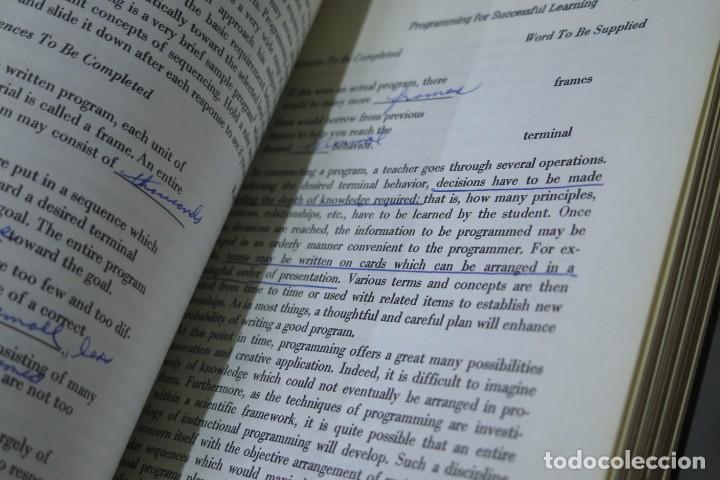 Libros de segunda mano: Changing classroom behavior: A manual for precision teaching - Foto 2