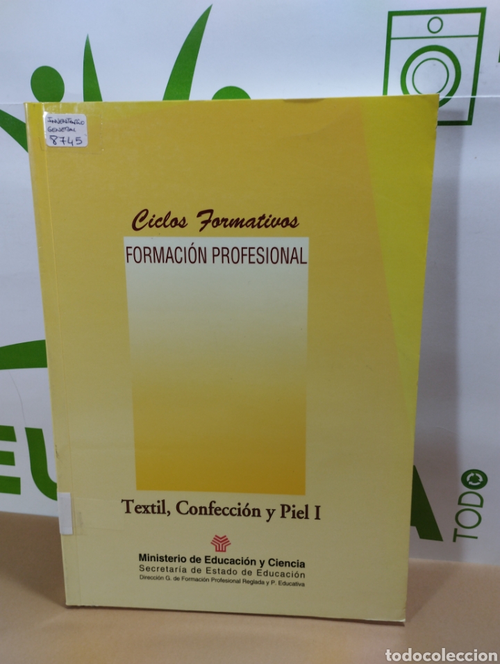 Libros de segunda mano: Ciclos formativos. Textil, confecci&oacute;n y piel I. - Foto 1