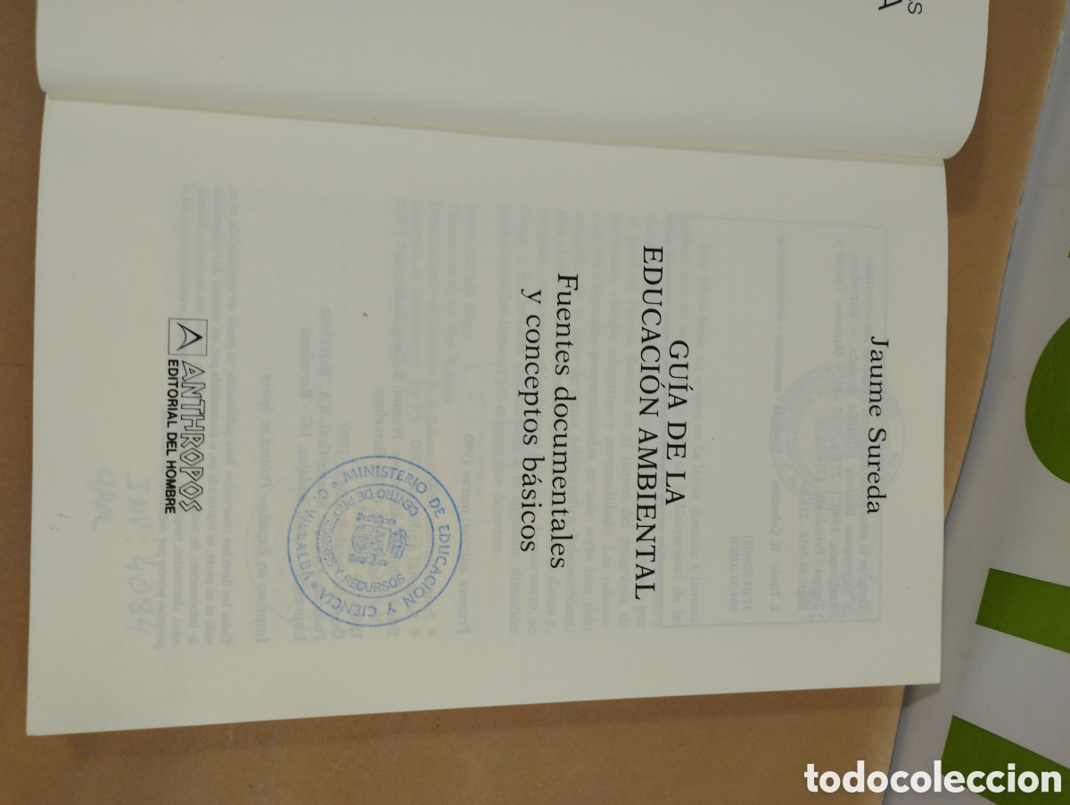 Libros de segunda mano: Guia de la educaci&oacute;n ambiental. Fuentes documentales y conceptos b&aacute;sicos. Anthopos. - Foto 3