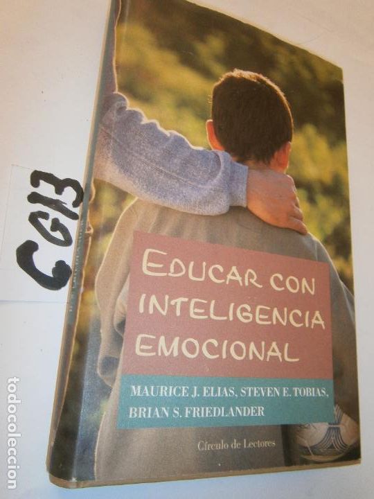 Libros de segunda mano: EDUCAR CON INTELIGENCIA ARTIFICIAL - Foto 1