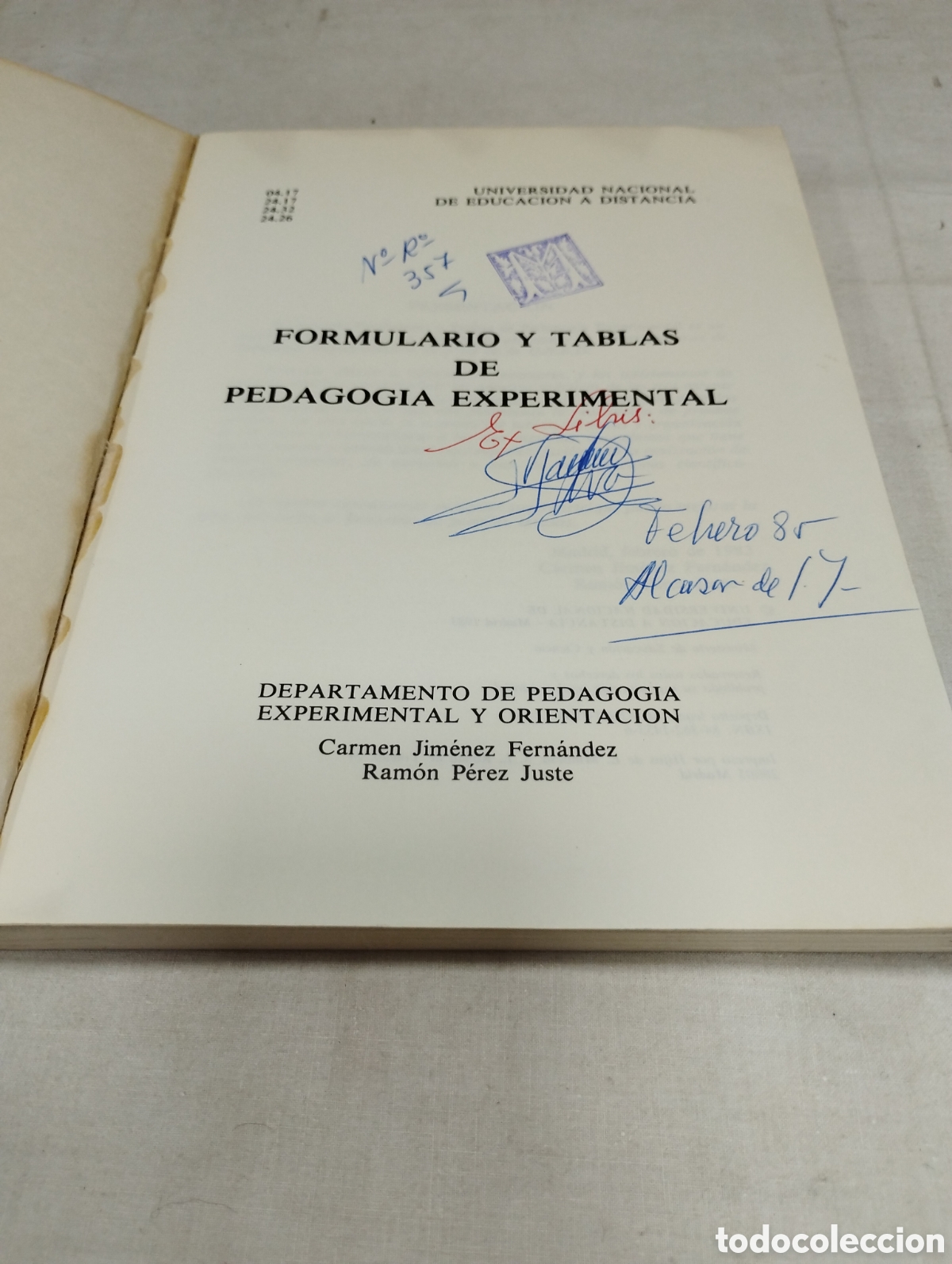 Libros de segunda mano: Formulario y tablas de pedagog&iacute;a experimental. UNED, 1983 - Foto 2