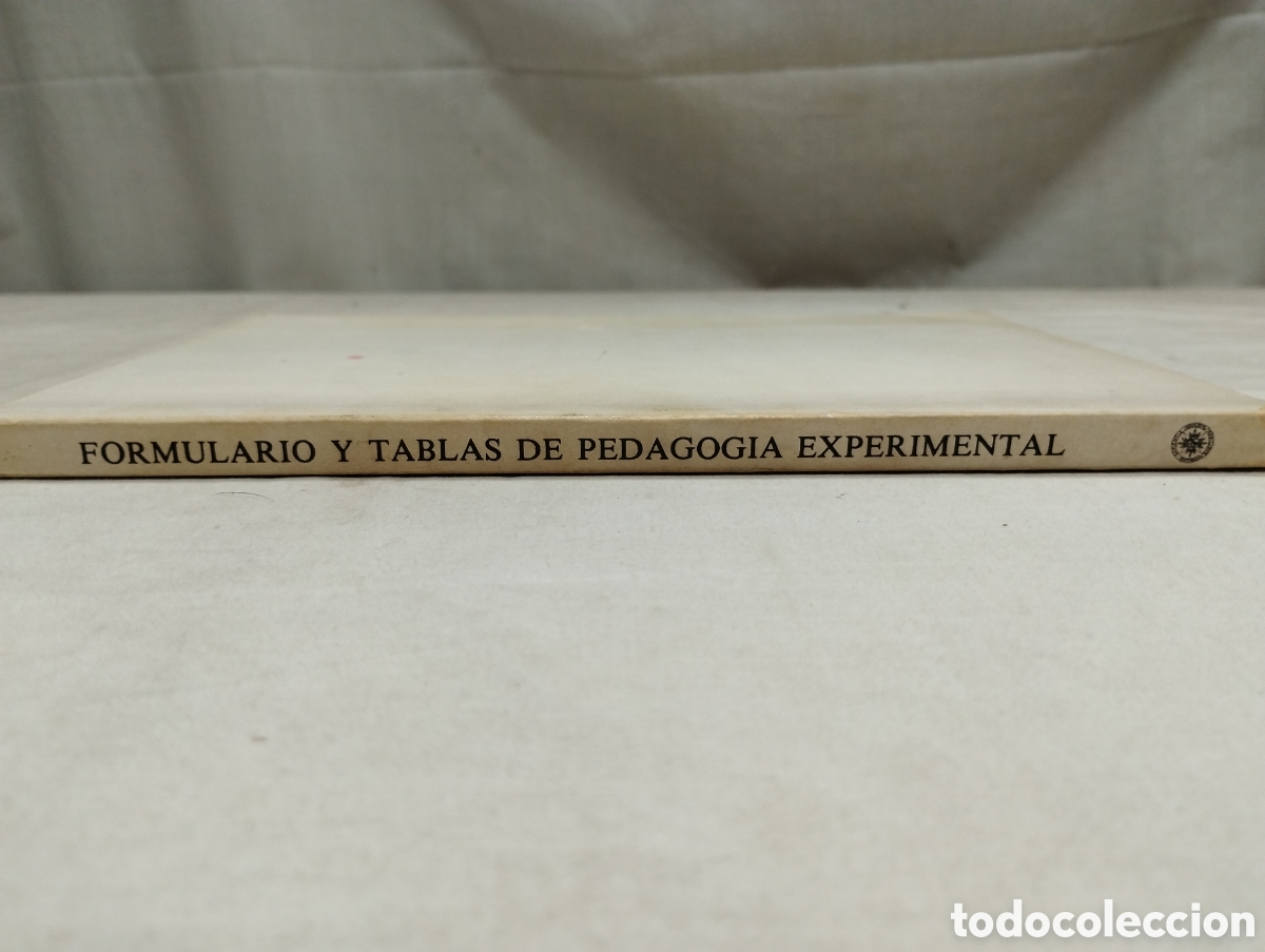 Libros de segunda mano: Formulario y tablas de pedagog&iacute;a experimental. UNED, 1983 - Foto 3