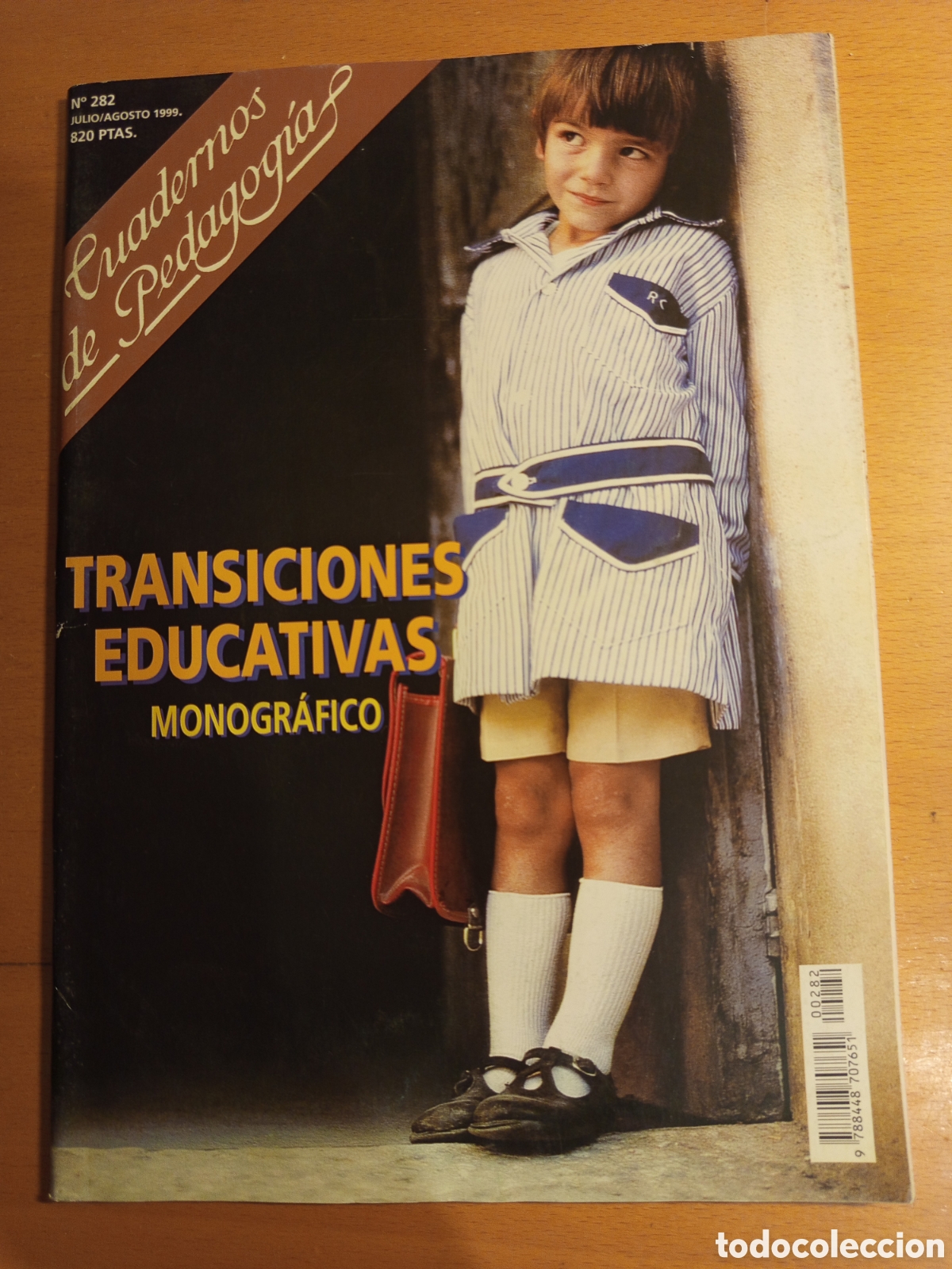 Libros de segunda mano: CUADERNOS DE PEDAGOGIA N&deg; 282. TRANSICIONES EDUCATIVAS - Foto 1
