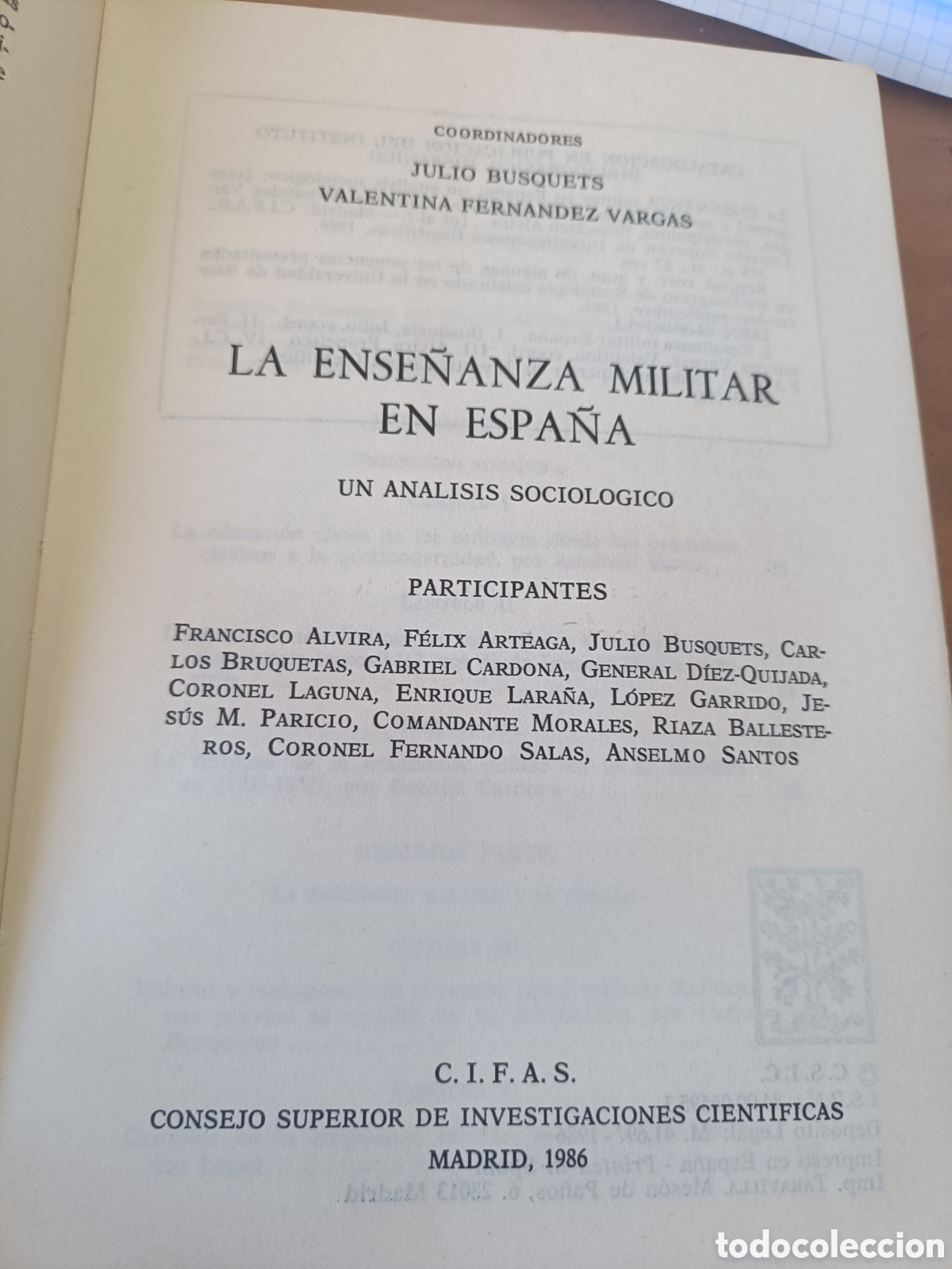 Libros de segunda mano: La ense&ntilde;anza militar en Espa&ntilde;a CSIC. VV.AA. - Foto 2