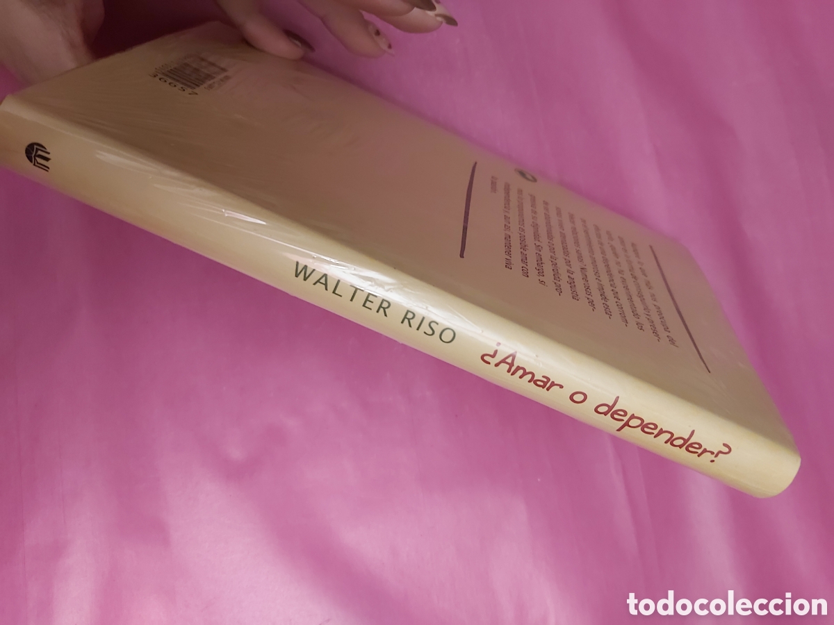 Libros de segunda mano: AMAR O DEPENDER WALTER RISO C&Iacute;RCULO DE LECTORES PRECINTADO - Foto 2