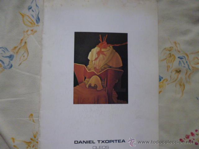 Libros de segunda mano: Daniel Txopitea catalogo oleos 1981 bbk - Foto 1