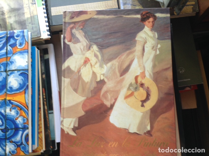 Libros de segunda mano: La luz en la pintura - Foto 1