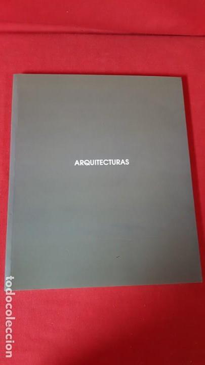 Libros de segunda mano: ARQUITECTURAS. CAT&Aacute;LOGO DE EXPOSICI&Oacute;N DE &Oacute;LEOS. - Foto 1