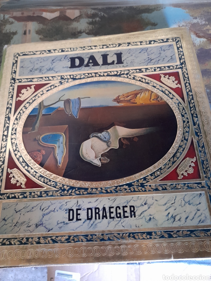 Libros de segunda mano: Libro sobre Dali - Foto 1