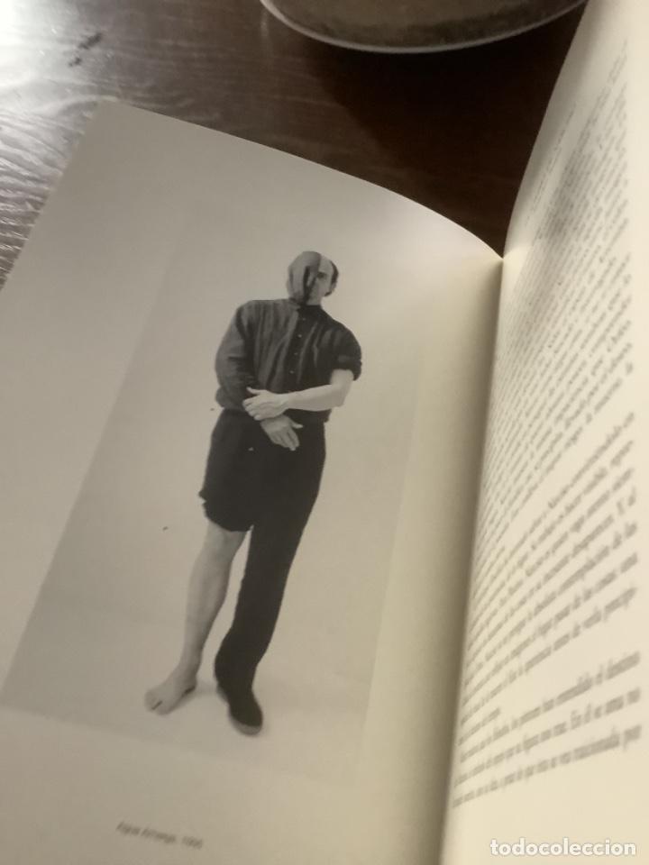 Libros de segunda mano: Libro de arte de Sinaga - Foto 4