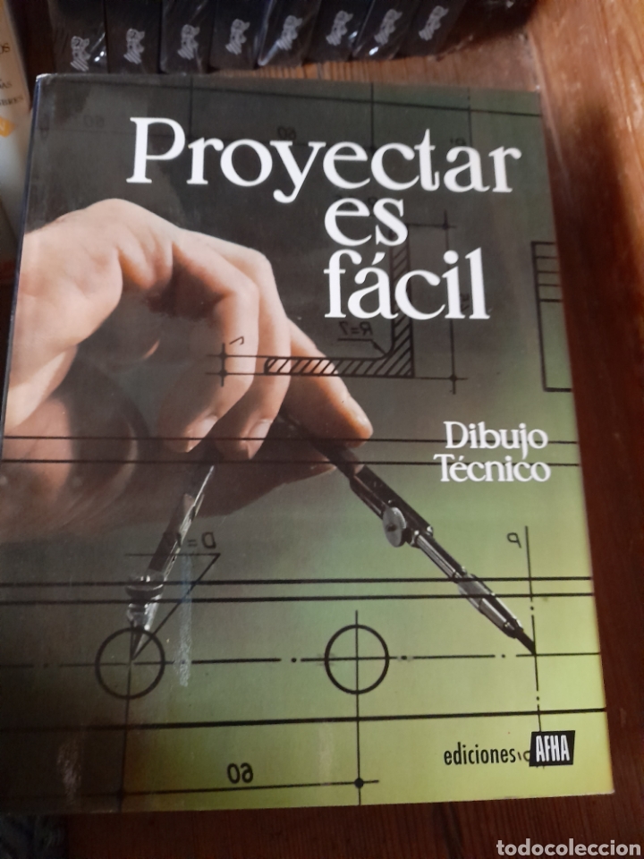 Libros de segunda mano: Proyectar es facil. Dibujo t&eacute;cnico - Foto 1