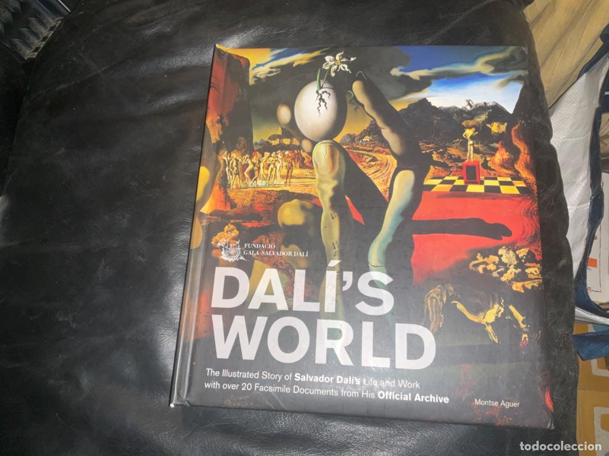 Gebrauchte B&uuml;cher: Dali's World: The illustrated Story of Salvador Life and Work with over 20 Facsimile Documents from