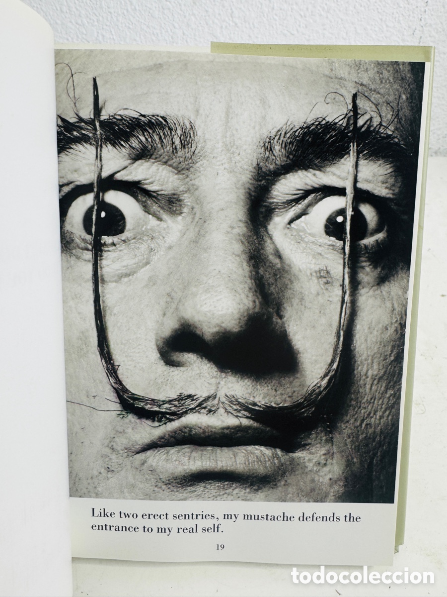 Libros de segunda mano: Dal&iacute;,s Mustache Libro - Foto 5