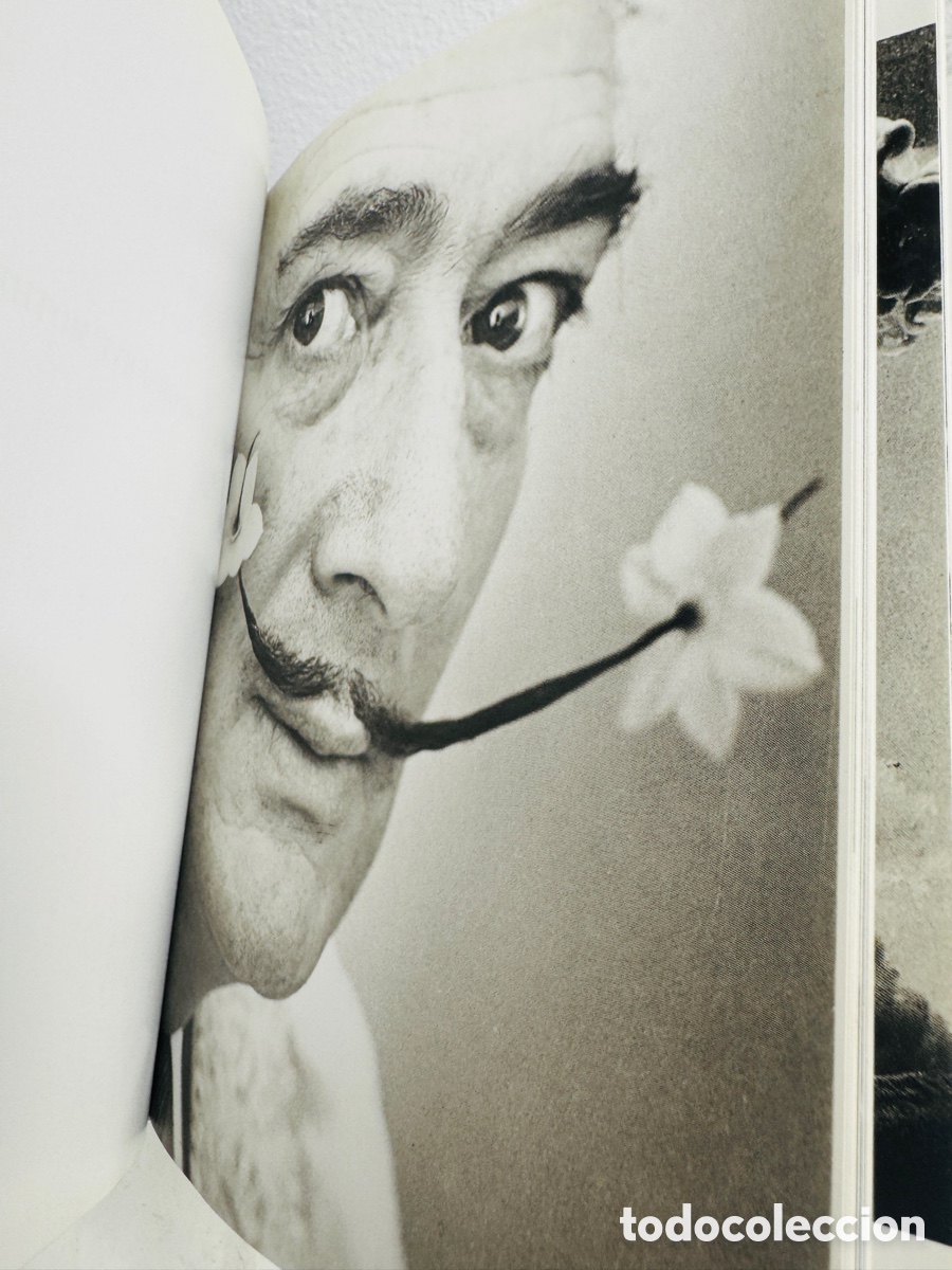 Libros de segunda mano: Dal&iacute;,s Mustache Libro - Foto 7