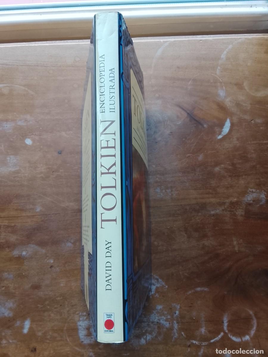 Libros de segunda mano: Tolkien, enciclopedia ilustrada. David Day - Foto 16