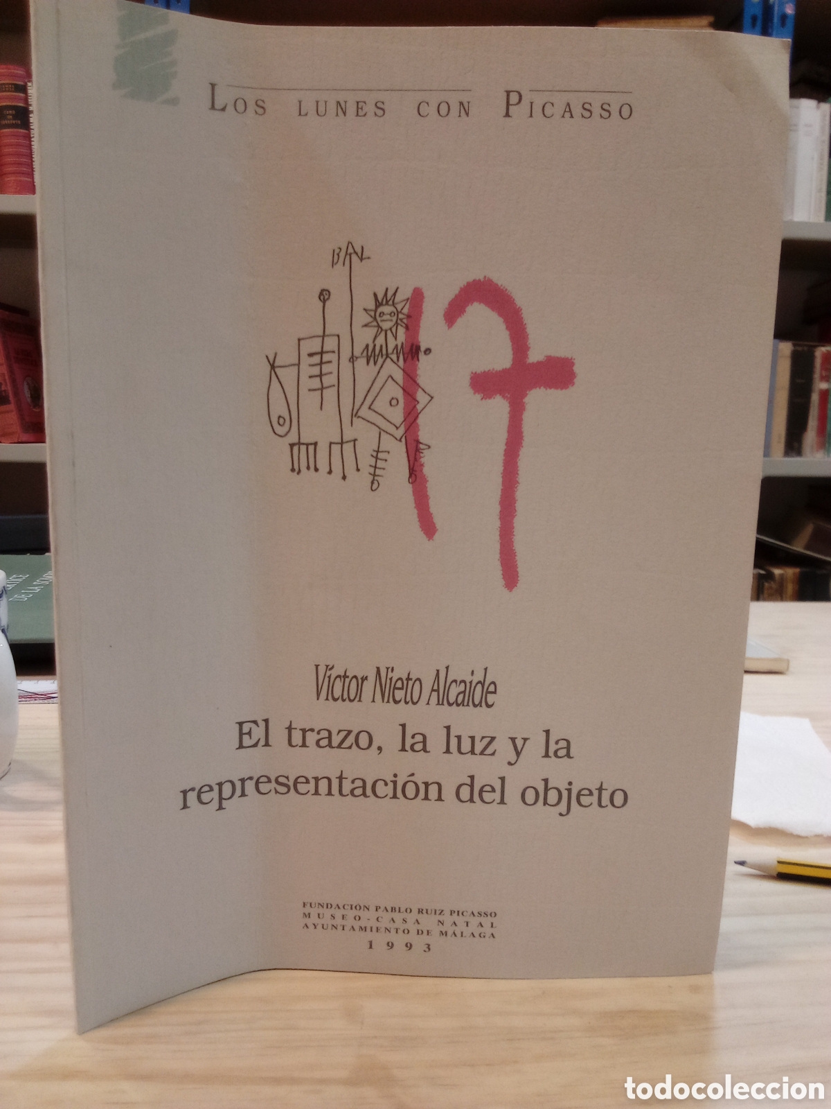 Gebrauchte B&uuml;cher: V&iacute;ctor Nieto Alcaide - El trazo, la luz y la representaci&oacute;n del objeto