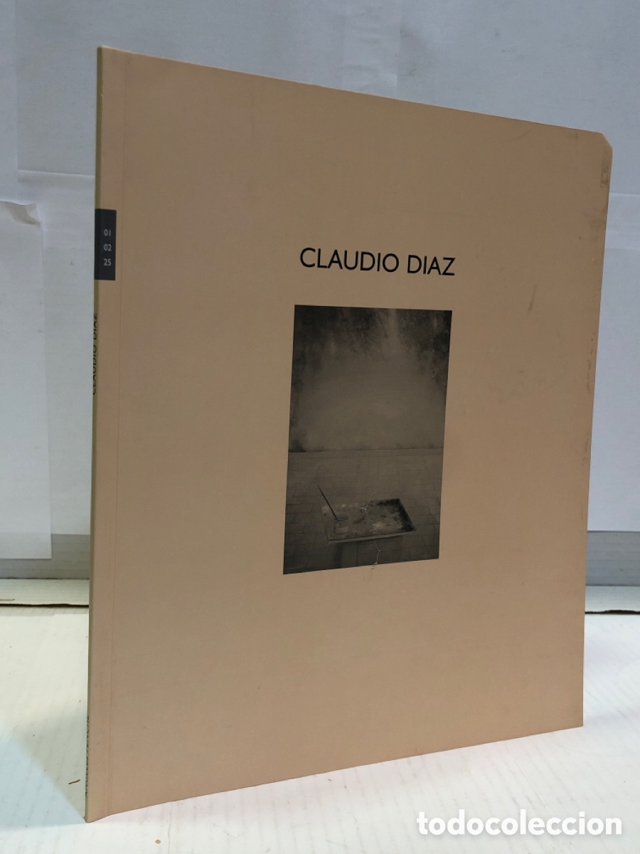 Second hand books: Claudio DIaz. Del 20 de septiembre al 23 de octubre de 2001