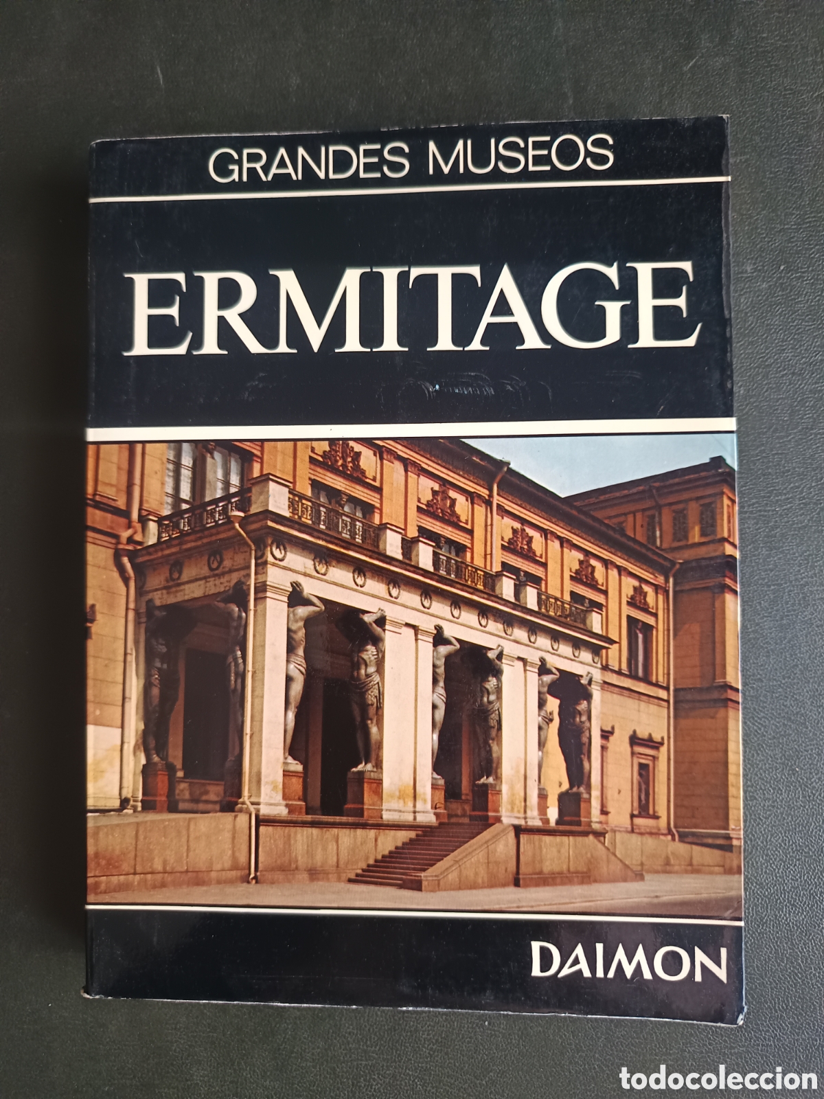 Libros de segunda mano: Tesoros de la Pintura en el Ermitage de Leningrado. DESCARGUES, Pierre. Grandes Museos Daimon 3&ordf; Ed.