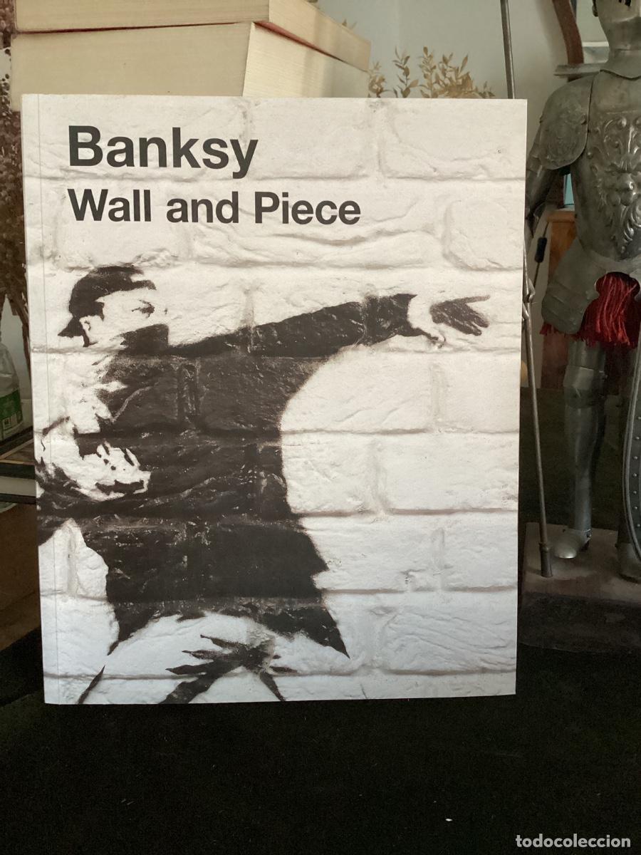 Libros de segunda mano: BANKSY. WALL AND PIECE. - Foto 1