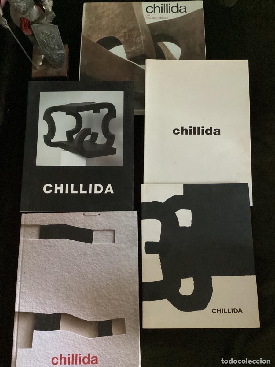 Libros de segunda mano: LOTE 5 PUBLICACIONES / CAT&Aacute;LOGOS SOBRE Y DE EDUARDO CHILLIDA.