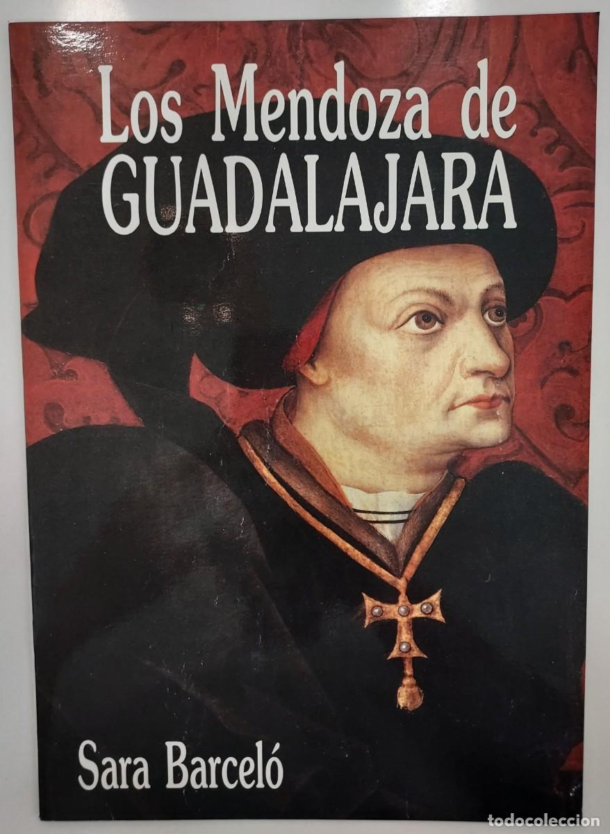 Libros de segunda mano: LOS MENDOZA DE GUADALAJARA. Sara Barcel&oacute;. 1990. Figuras para colorear y recortar