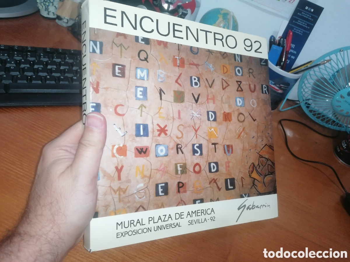 Libros de segunda mano: Libro: ENCUENTRO 92 MURAL PLAZA DE AM&Eacute;RICA Crist&oacute;bal Gabarr&oacute;n