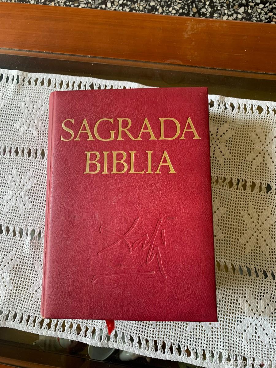 Libros de segunda mano: Salvador Dal&iacute; Sagrada Biblia Ilustrada Editorial Noguer 1973
