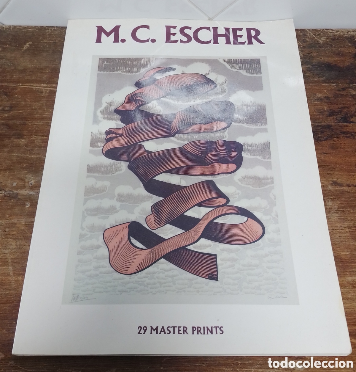 Libros de segunda mano: M.C.Escher - 29 M&aacute;ster Print.