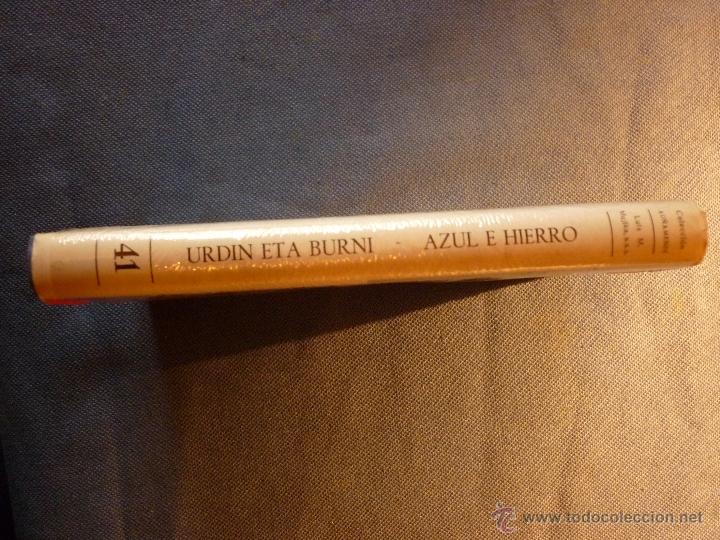 Libros de segunda mano: Urdin eta Burni. Azul e hierro - Foto 3