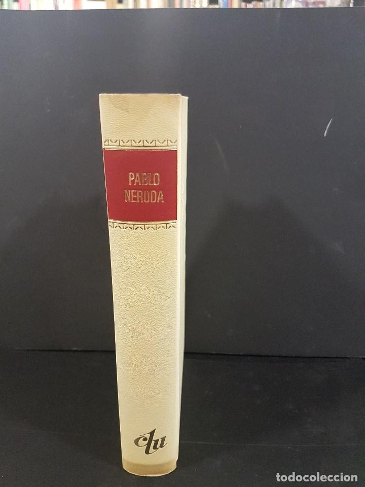 Libros de segunda mano: PABLO NERUDA,SELECCI&Oacute;N DE POEMAS 1925-1952 - Foto 2