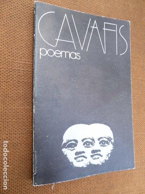 Libros de segunda mano: POEMAS.  CAVAFIS.  ED. VISOR, 1973.  137 PP - Foto 1