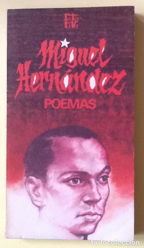 Libros de segunda mano: Poemas. Miguel Hern&aacute;ndez - Foto 1