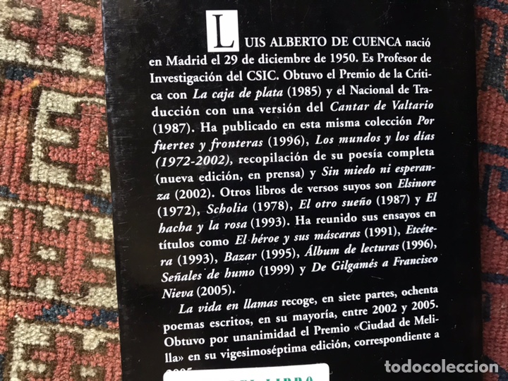 Libros de segunda mano: La vida en llamas. Luis Alberto de Cuenca - Foto 2