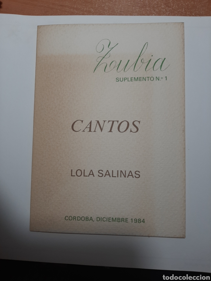 Libros de segunda mano: Cantos. Lola Salinas. - Foto 1
