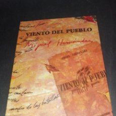 Libros de segunda mano: VIENTO DEL PUEBLO - MIGUEL HERNÁNDEZ. Lote 301493773
