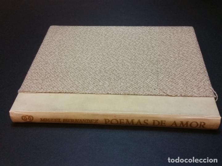 Libros de segunda mano: 1969 - MIGUEL HERNÁNEZ - Poemas de amor. Con dos puntas secas de Millares - Foto 1 - 303968138