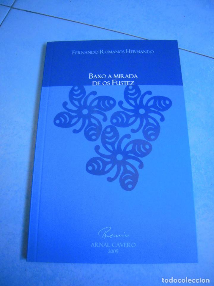 Libros de segunda mano: Baxo a mirada de os fustez - Foto 1