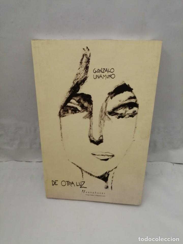 Libros de segunda mano: DE OTRA LUZ (PRIMERA EDICI&Oacute;N) - Foto 1