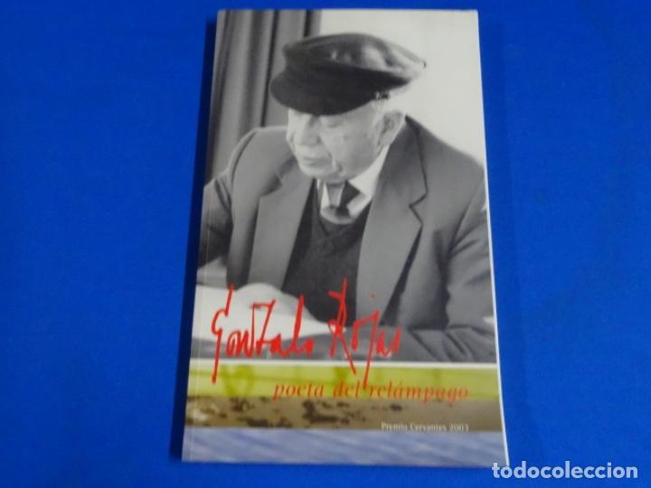 Libri di seconda mano: GONZALO ROJAS. POETA DEL REL&Aacute;MPAGO. PREMIO CERVANTES 2003. 124 PAG.