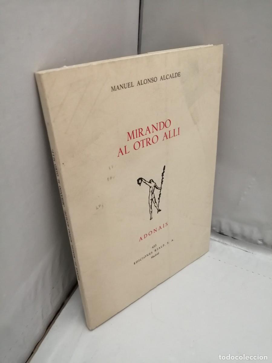 Libros de segunda mano: Mirando al otro all&iacute; (Primera edici&oacute;n) - Foto 3