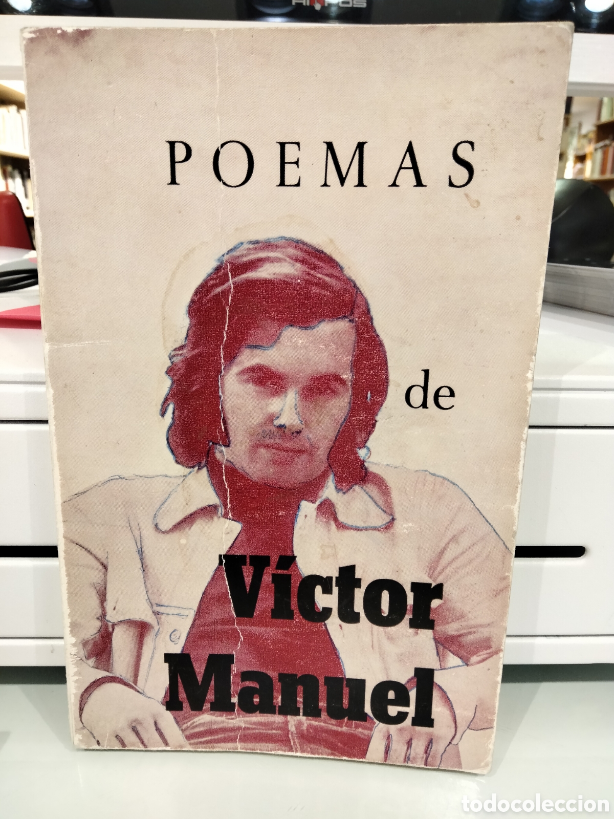 Libros de segunda mano: Poemas de V&iacute;ctor Manuel - Foto 1