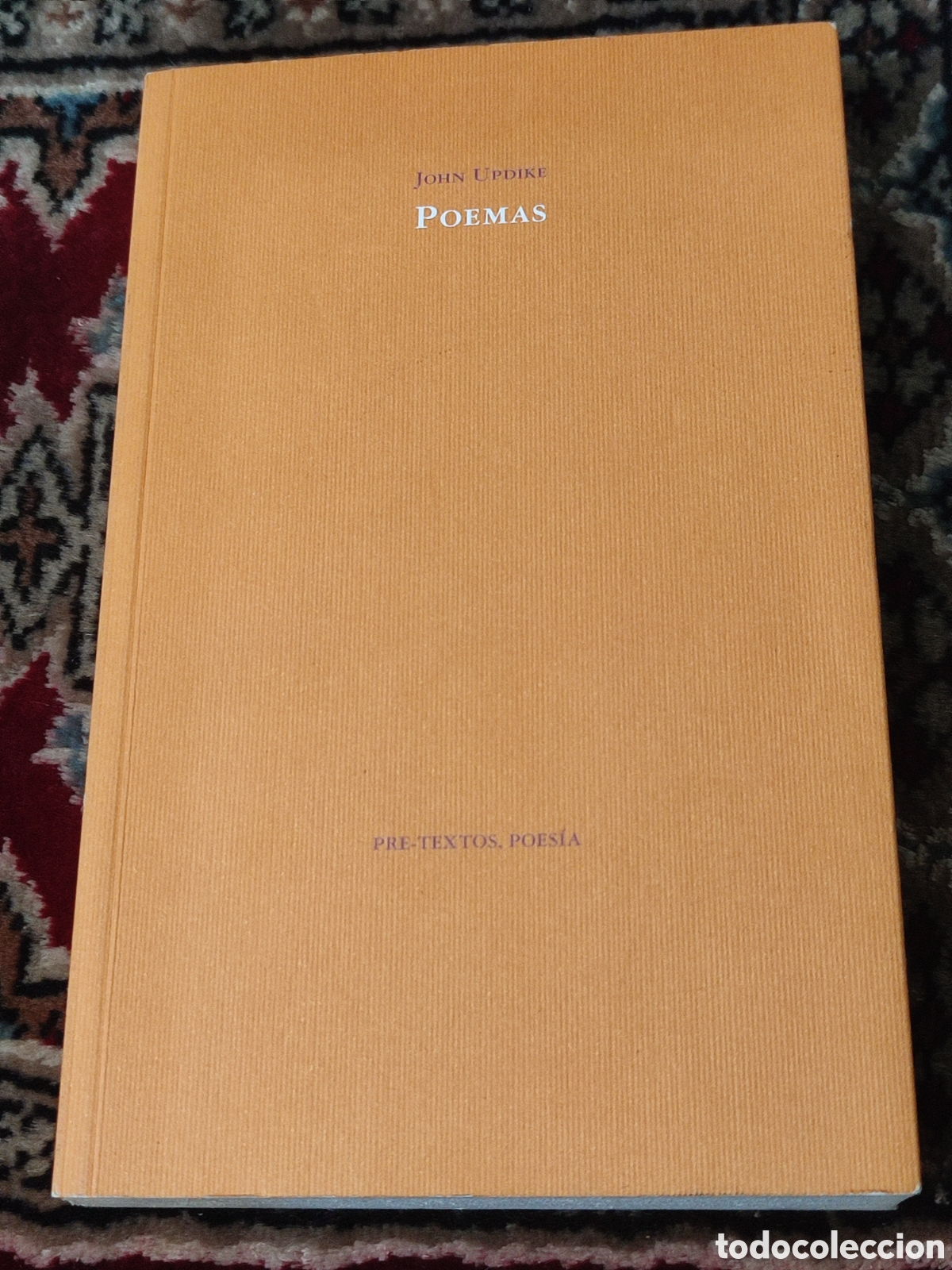 Libros de segunda mano: John Updike Poesias Pre Textos - Foto 1